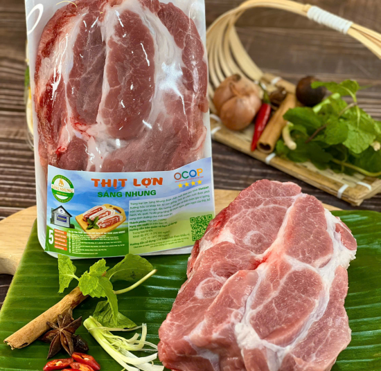 Thịt nạc vai lợn Sáng Nhung OCOP 4 sao